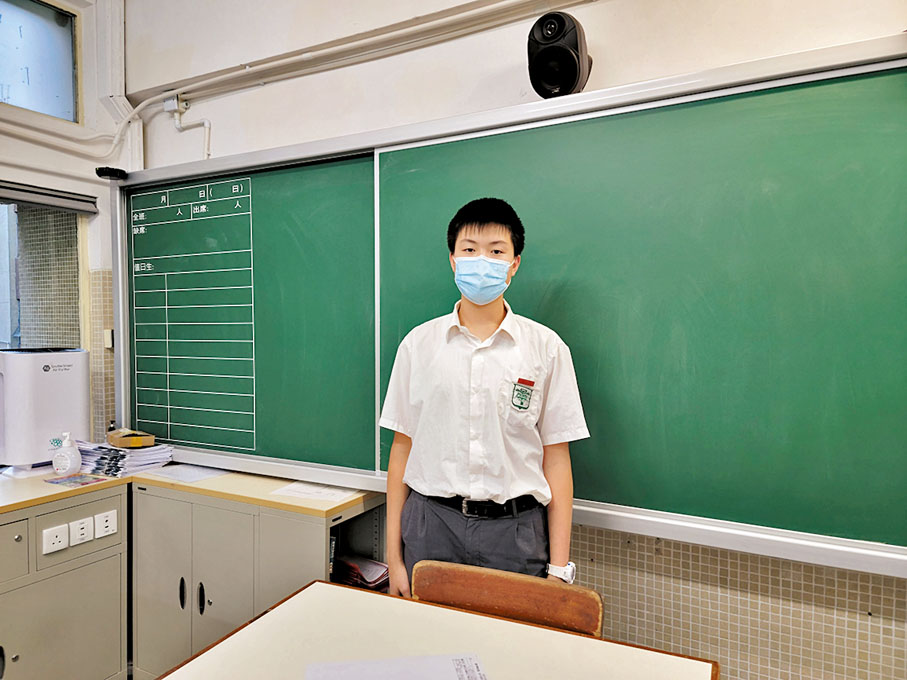 ◆李耀庭在疫情期間獲老師委任為班長。香港文匯報記者唐文  攝