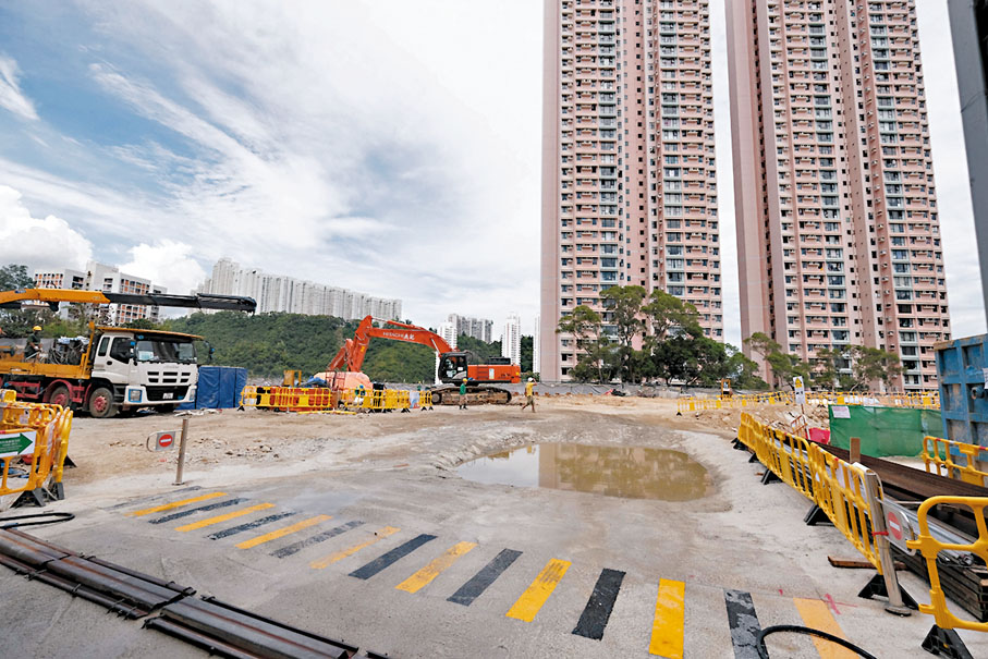 ◆中信泰富表示，荔崗街住宅地位處葵涌半山，可享開揚景致，計劃將該地皮發展成中型單位為主。資料圖片