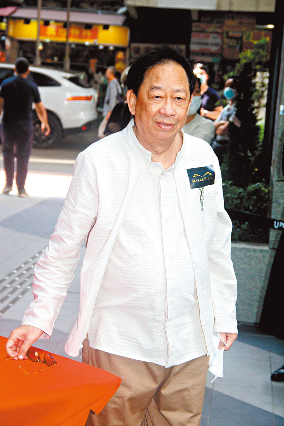 ◆黎彼得否認食兩家茶禮。