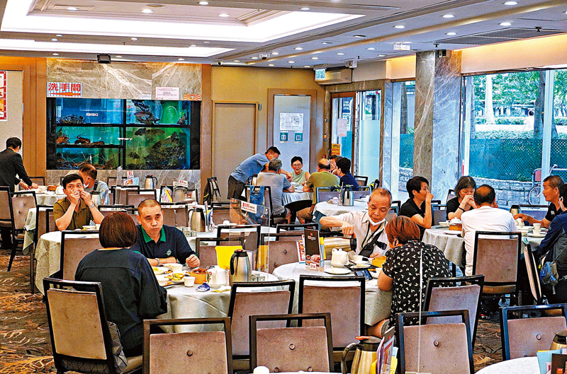 ◆入境團客可入指定餐廳用膳。    資料圖片