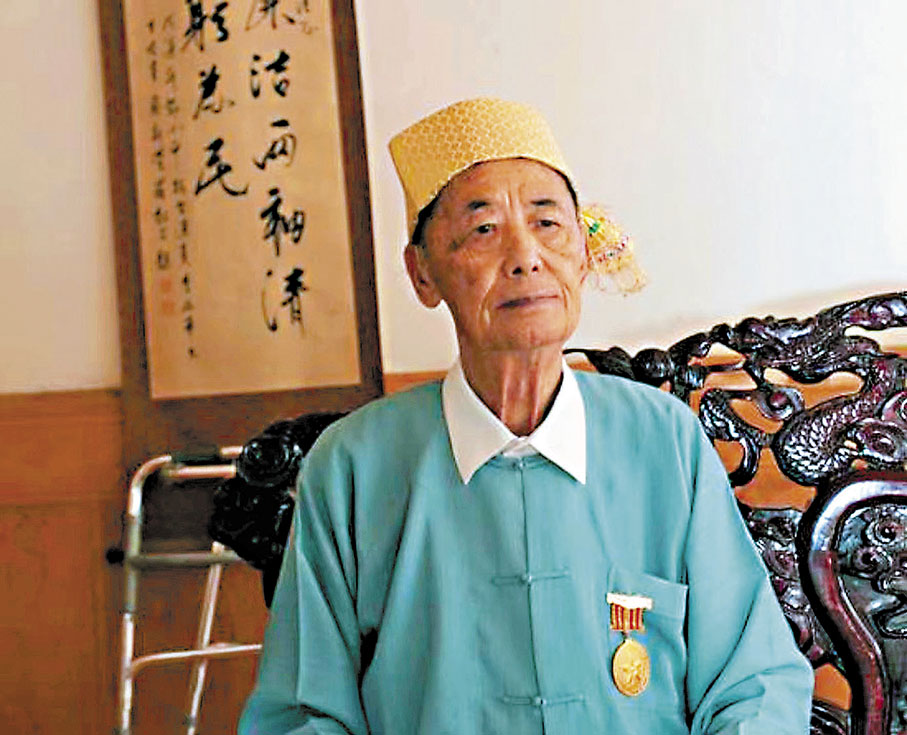 ◆召存信曾連續40年任西雙版納傣族自治州州長。 作者供圖