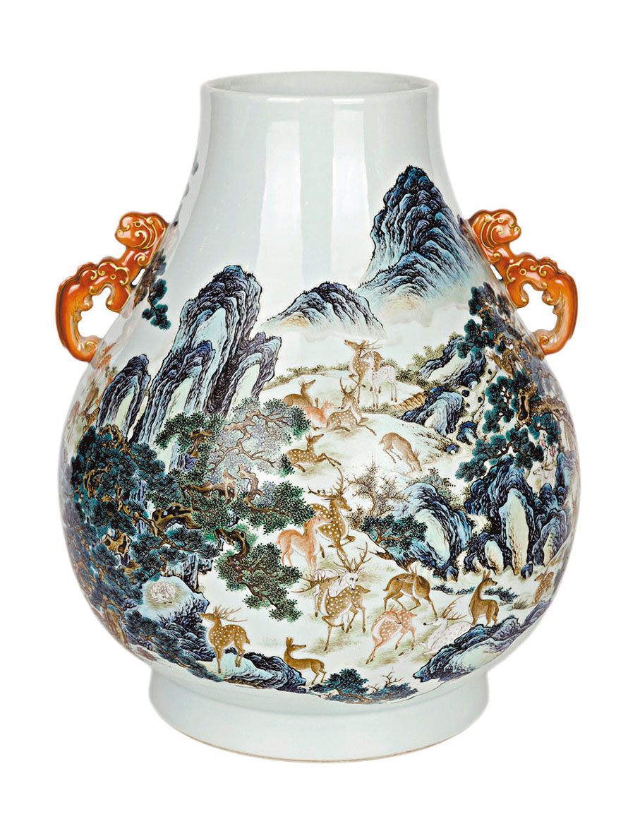 ◆清乾隆粉彩雙耳百鹿尊　圖片來源：回歸二十五周年《香港珍藏大展》