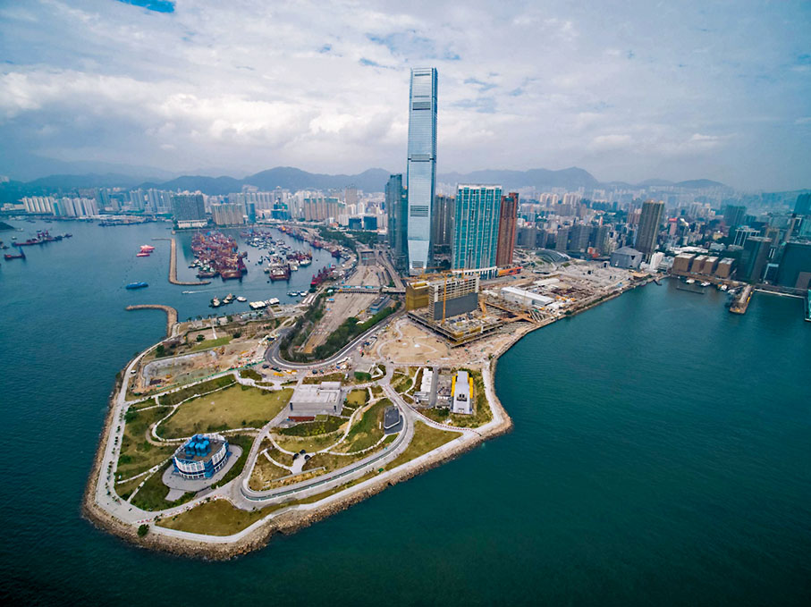 ◆郭炳聯指，新地深信項目會與毗鄰的環球貿易廣場，以及正在興建的高鐵西九龍總站上蓋商業項目發揮聯動效益。 資料圖片