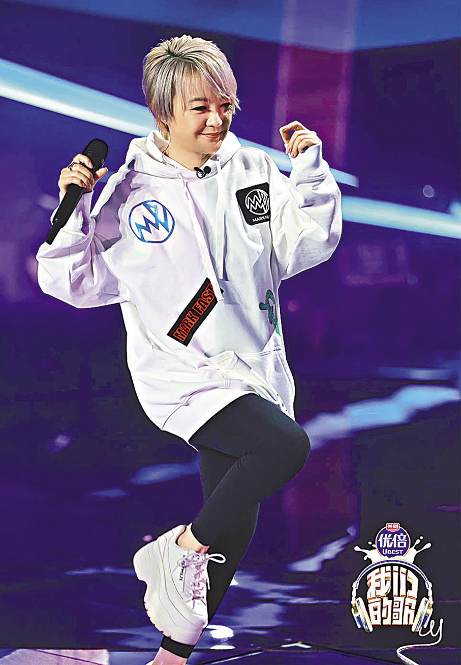 ◆陳慧嫻唱《跳舞街》勾起不少人對青春的回憶。