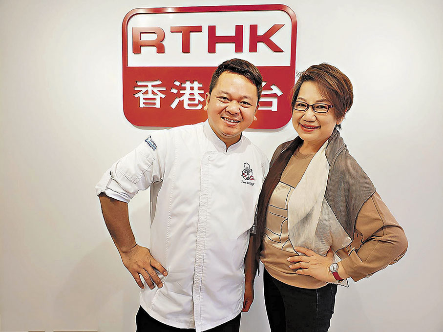 ◆黃亞保受訪時表示感激太太的鼓勵。 作者供圖