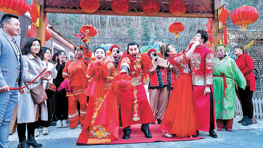 ◆埃米爾和黃小蕾搭戲，也成為好朋友。