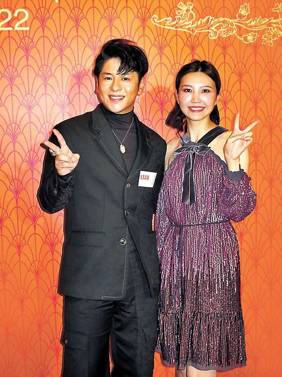 ◆上月許廷鏗和吳若希老友再聚頭。