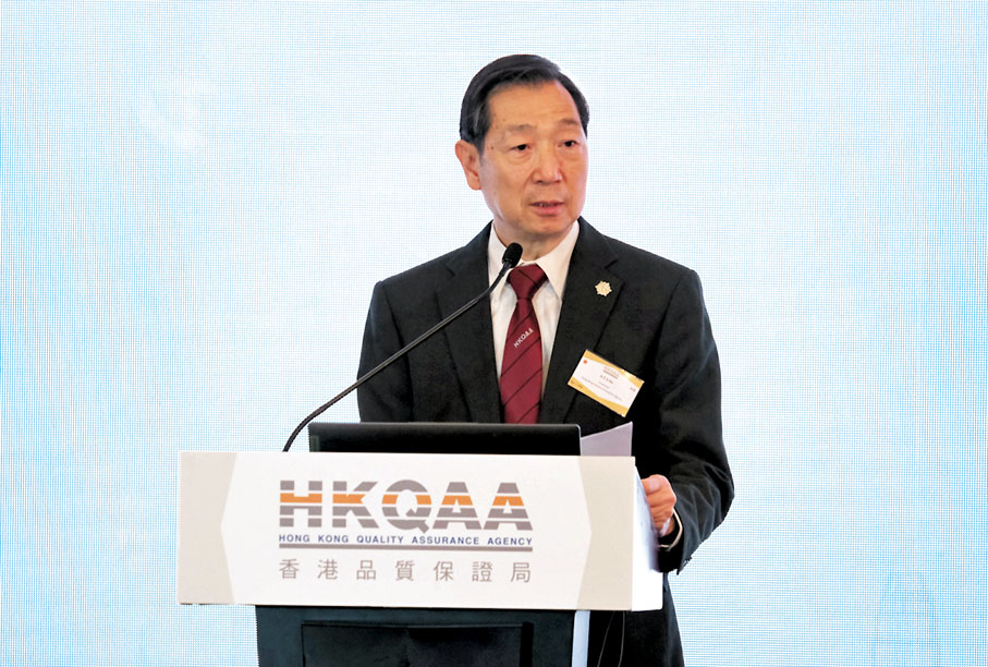 ◆ 香港品質保證局主席何志誠稱，將支持金管局及證監會推動有關氣候風險披露的監管要求。香港文匯報記者涂穴  攝