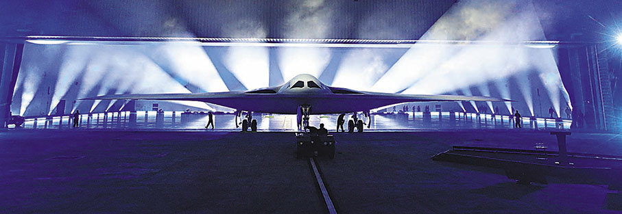 ◆美國防部公開新一代的B-21「突襲者」隱形轟炸機。 路透社