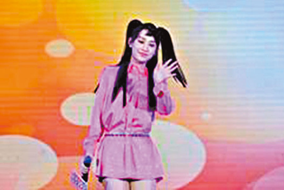 ◆ GiGi炎明熹在台上獻唱，歌聲動人。