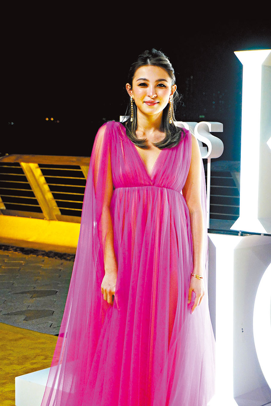 ◆Hilary Fan化身迷人PINK LADY。