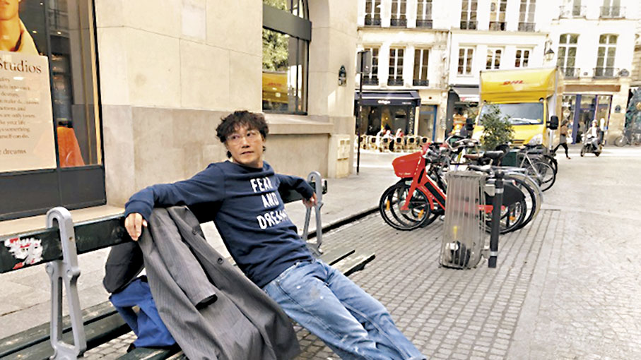 ◆陳奕迅為了演唱會紀念品花盡心思。