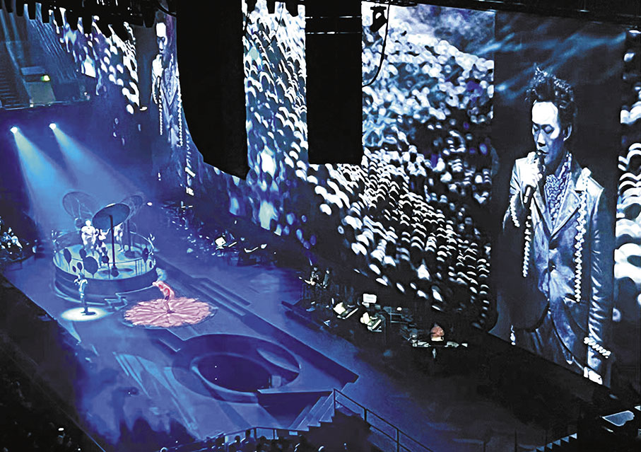 ◆巨型電子屏幕帶給觀眾視覺上的震撼。