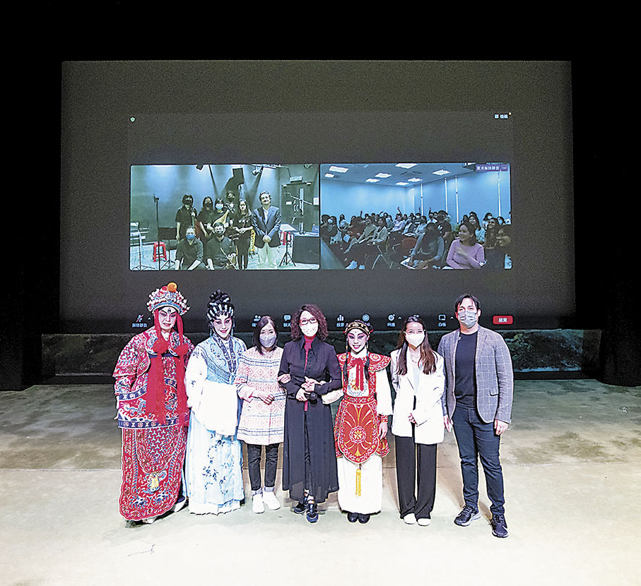 ◆王超群與謝雪心等人合照。