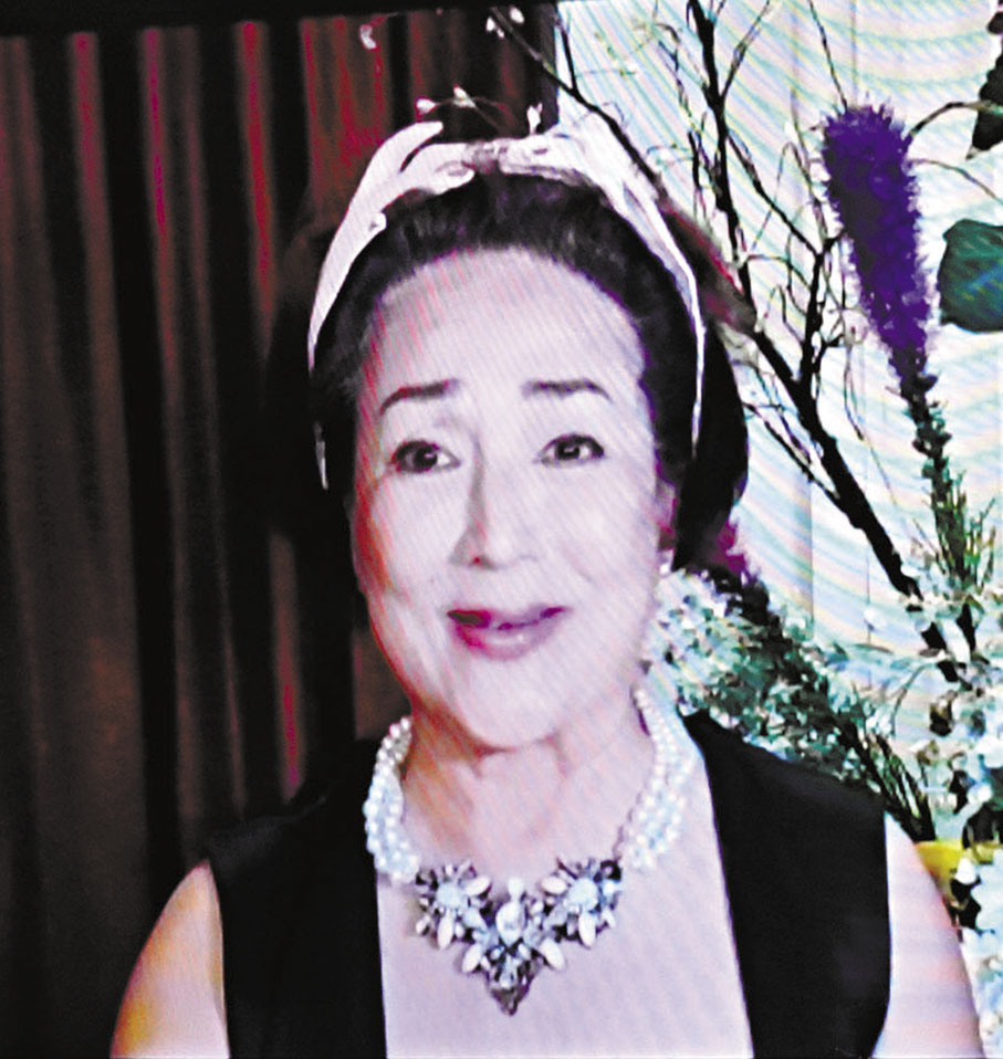 ◆馮寶寶於片中清唱了幾句《帝女花》。