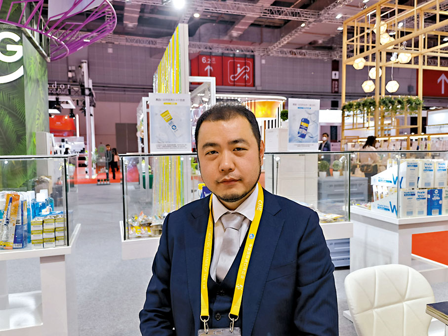 ◆宋冠華表示，白麗潔目前在中國市場的年銷售額已近2,000萬元人民幣，中國市場的銷售在公司全球總銷售的佔比亦在提升。