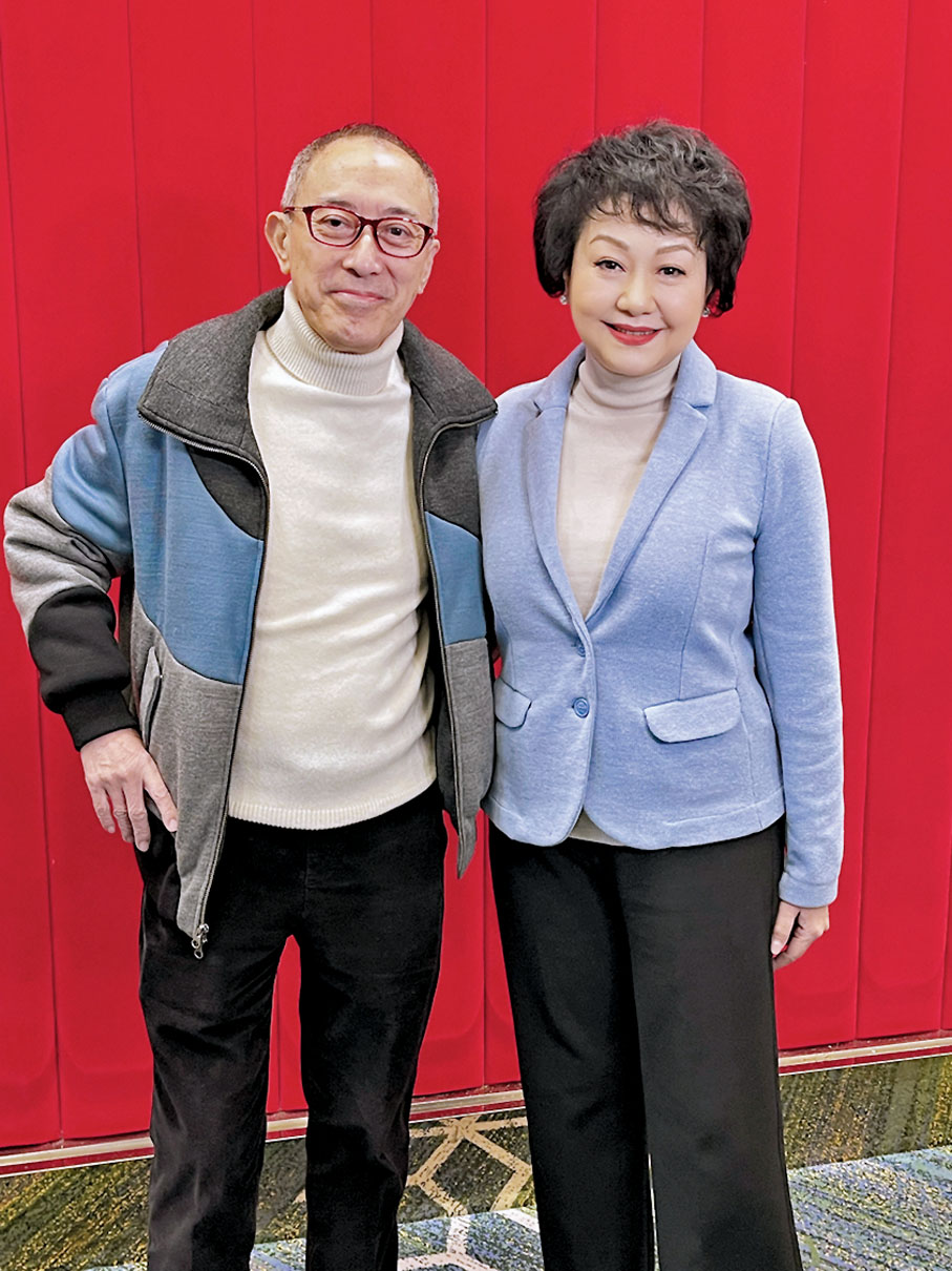 ◆毛俊輝努力將粵劇傳承下去，獲太太胡美儀全力支持。