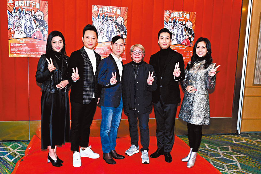 ◆ （左起）梁非同、宋洪波、謝國璋、彭美施、王志良及林穎施。施姐強調要讓觀眾有驚喜。 黃金源  攝