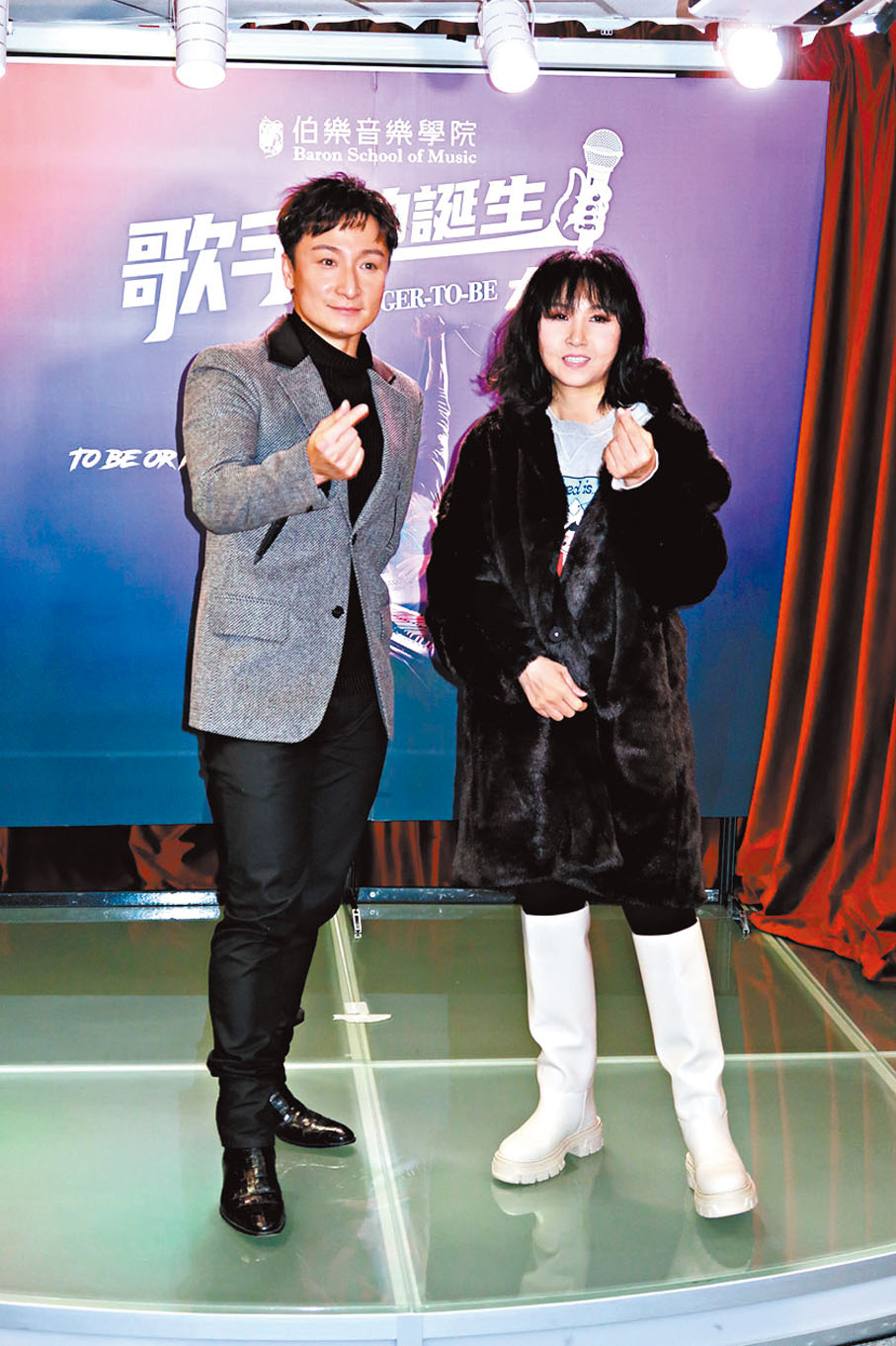 ◆小方與蔡立兒為歌唱比賽擔任評審。