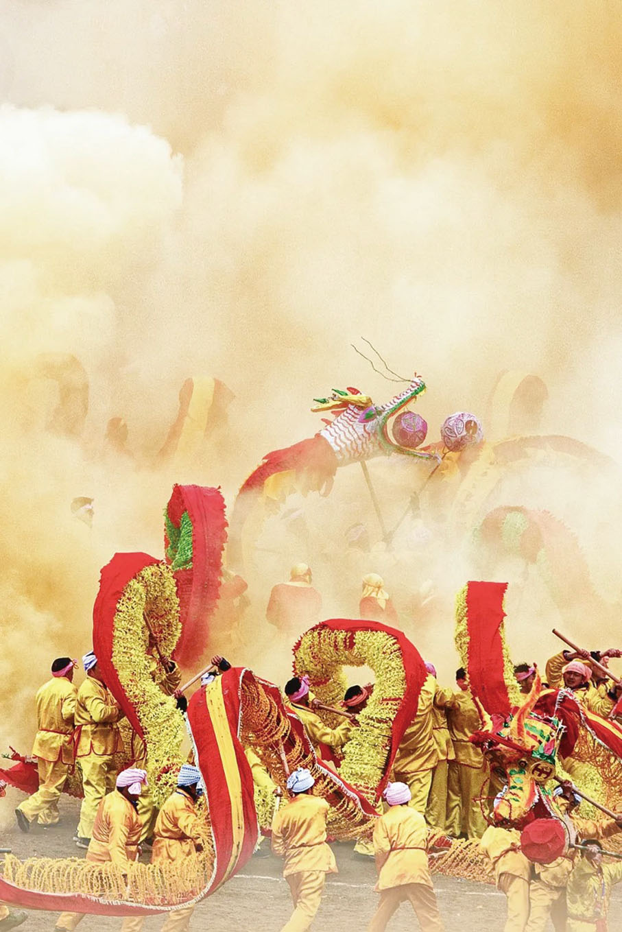 ◆ 進入冬日，貴州多個少數民族節慶活動紛至沓來。圖為石阡仡佬族毛龍燈賀新春。 攝影：田健