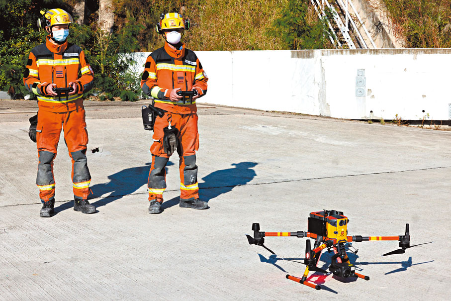 ◆消防坍塌搜救操練首次應用無人機系統（UAS）。香港文匯報記者劉友光  攝