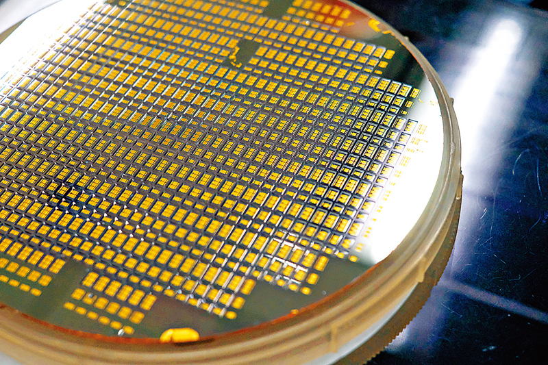 ◆ 應科院是香港其中一個半導體及微電子應用技術研發基地。香港文匯報記者涂穴  攝