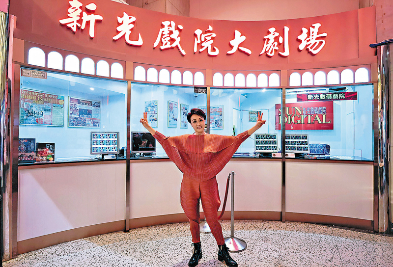 ◆蓋鳴暉愛七彩繽紛的舞台。