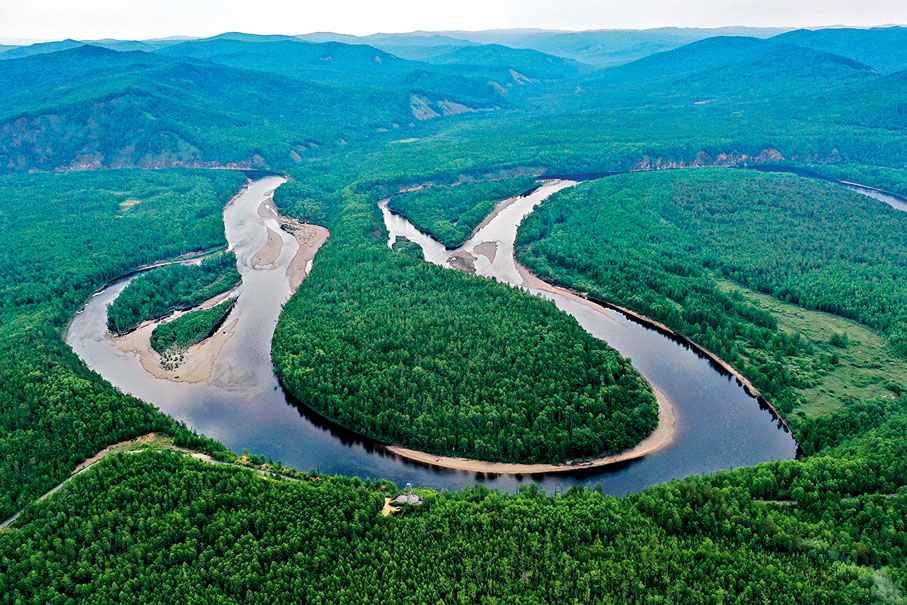 ◆內蒙古自治區呼倫貝爾市莫爾道嘎國家森林公園的夏日景色。