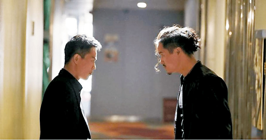 ◆第一保鑣與殺手對立交手。