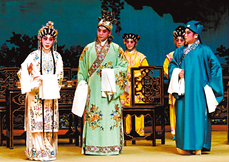 ◆袁善婷、溫曜聲、陳禧瑜演《香羅塚》。