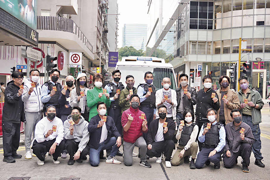 ◆電影《衝鋒》昨日在尖沙咀加連威老道封街拍攝。