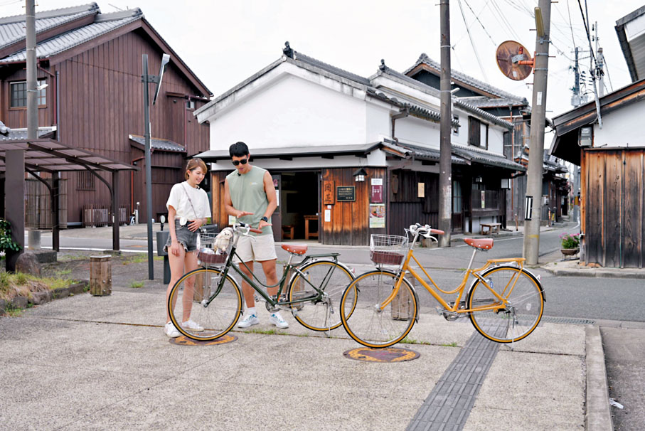 ◆ 蘇皓兒難得可以踩單車遊日本。