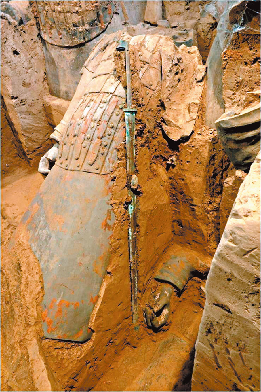 ◆出土的佩劍陶俑。 香港文匯報陝西傳真