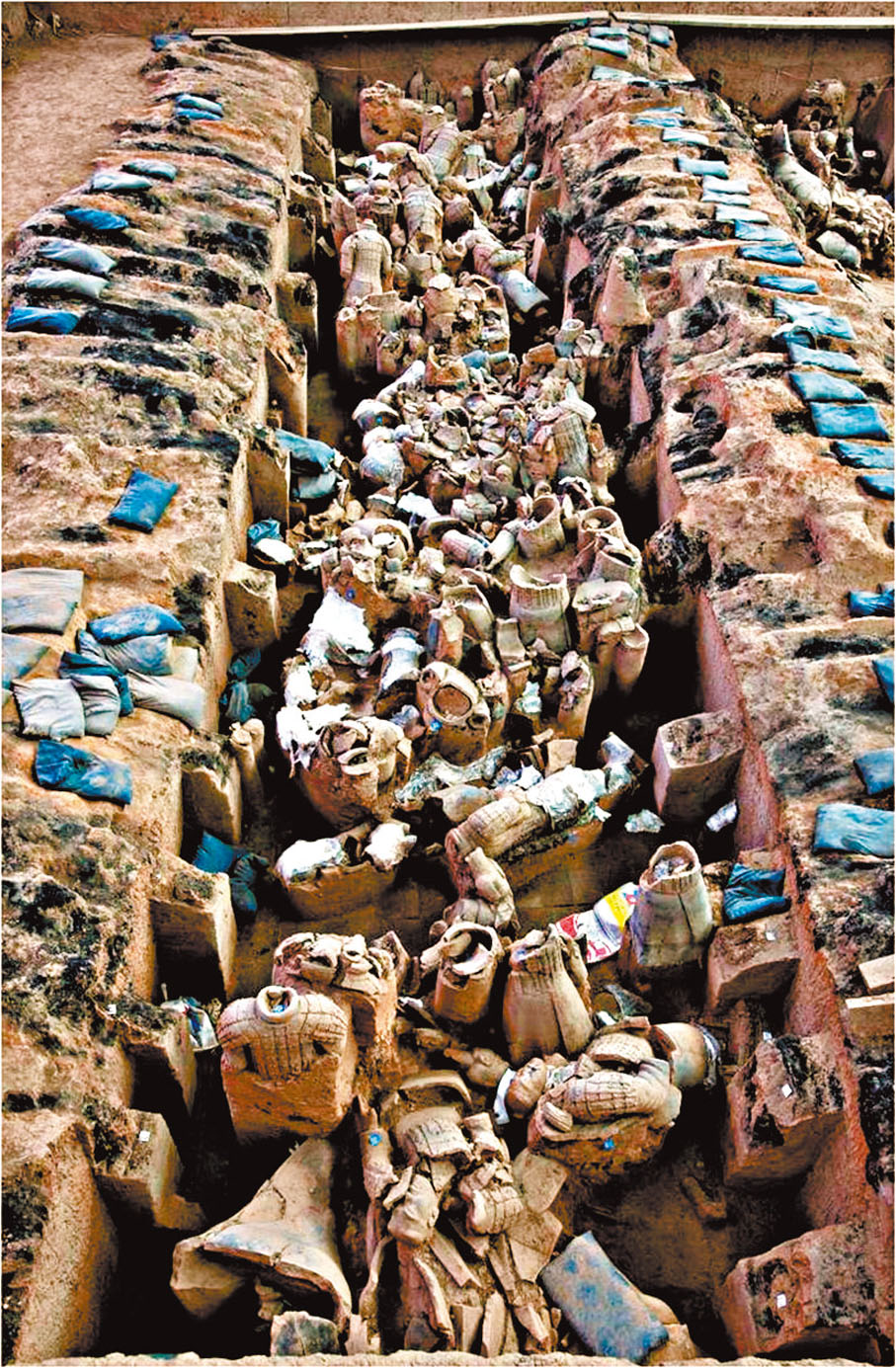 ◆陶俑曾被破壞。 香港文匯報陝西傳真