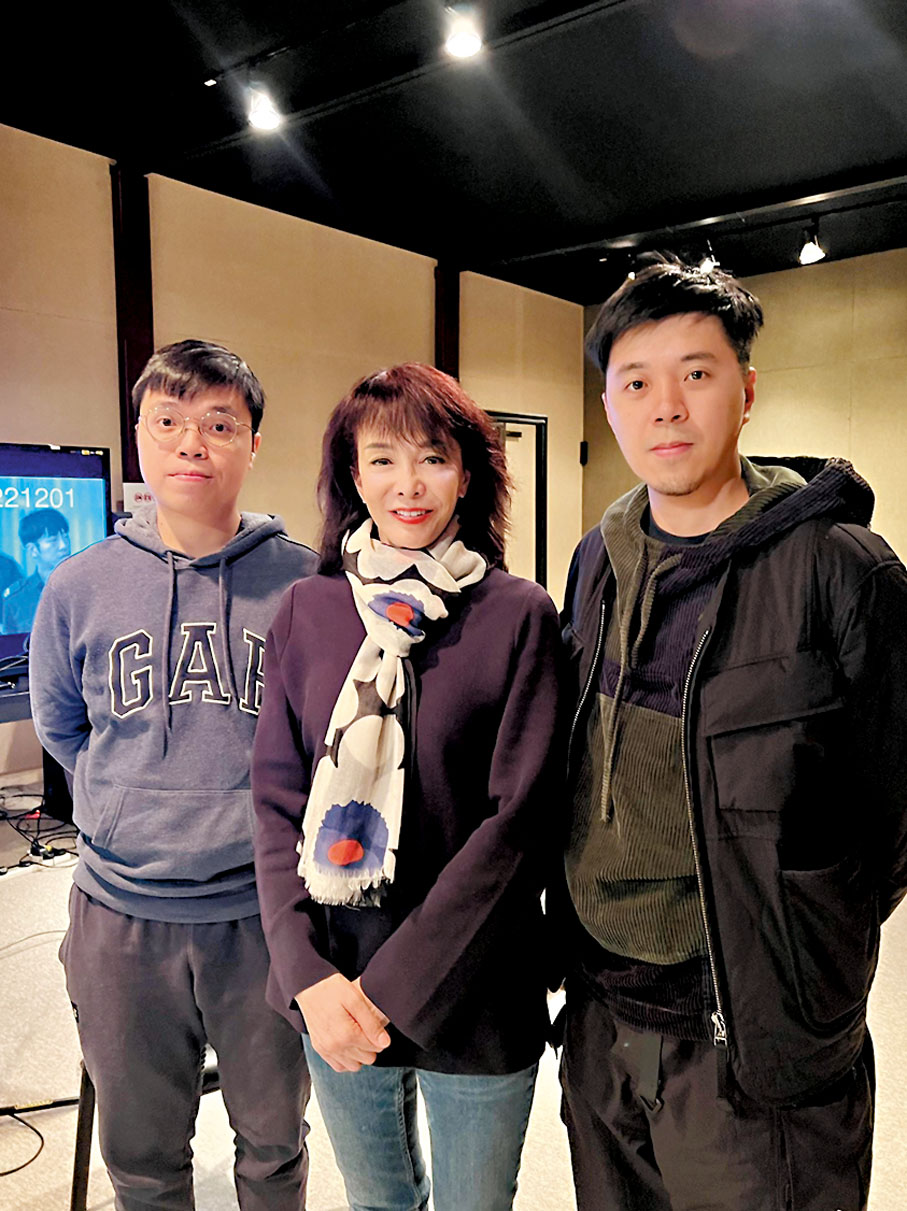 ◆Do姐與《超神經械劫案下》導演應智贇（右）及編劇黃智揚（左）合作愉快！