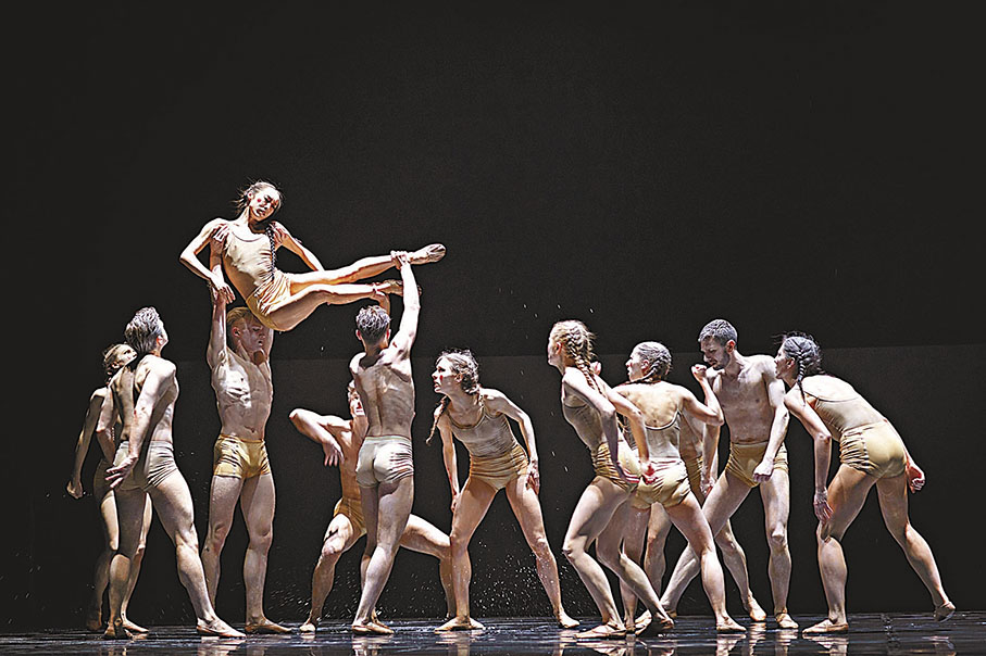 ◆斯洛文尼亞國家歌劇院馬里博爾芭蕾舞團《春之祭》  攝影：Tiberiu Marta