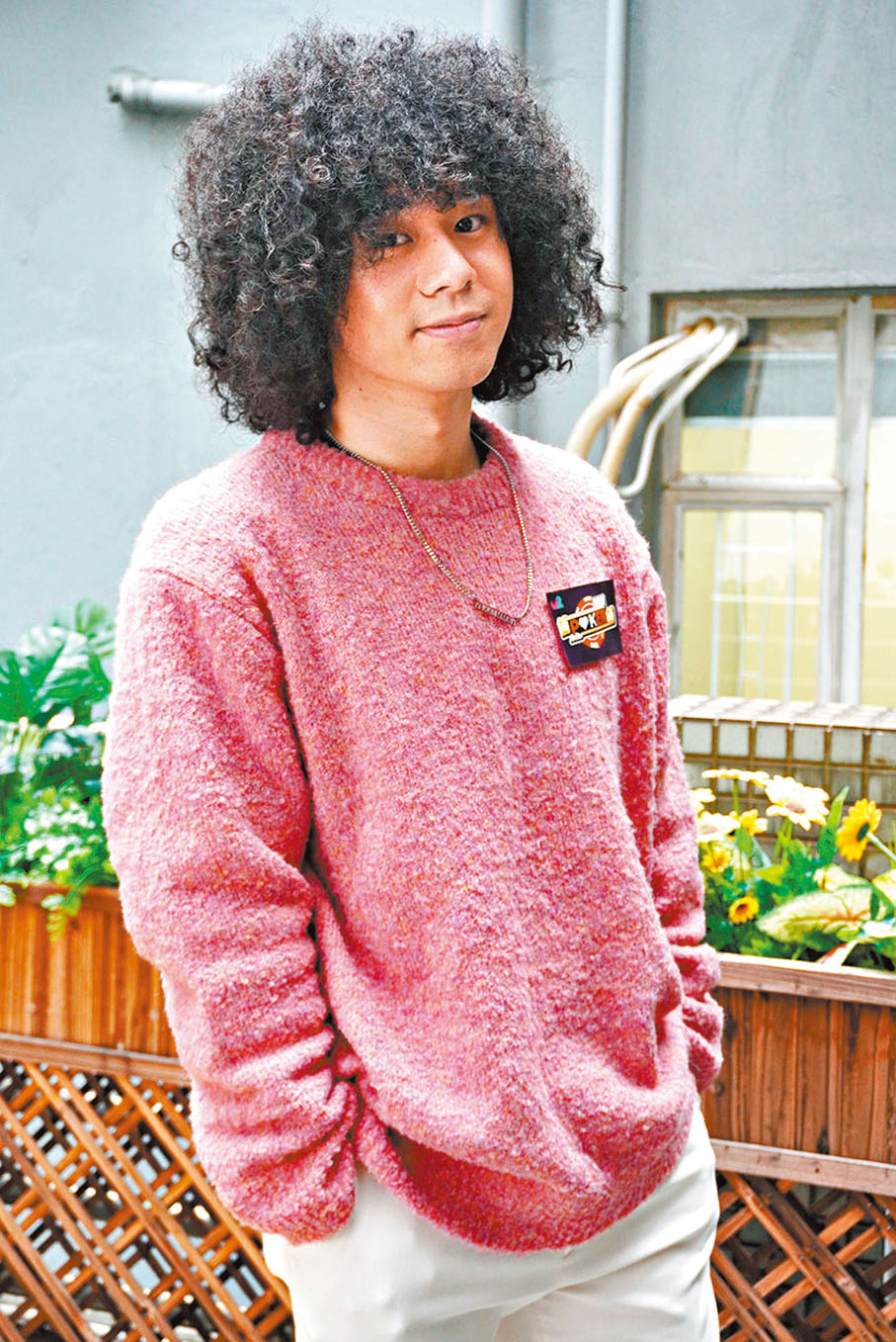 ◆曾比特笑言其拍拖經驗十隻手指數得晒。