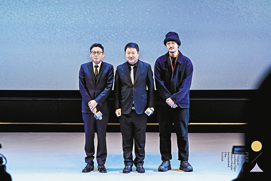 ◆ 導演程耳、出品人于冬、演員王傳君站台替新作做宣傳。