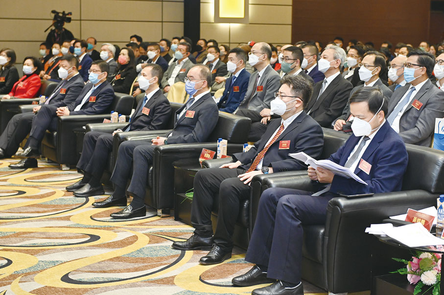 ◆ 逾300名來自政商、專業、青年、大學及媒體的代表出席，場面盛大。