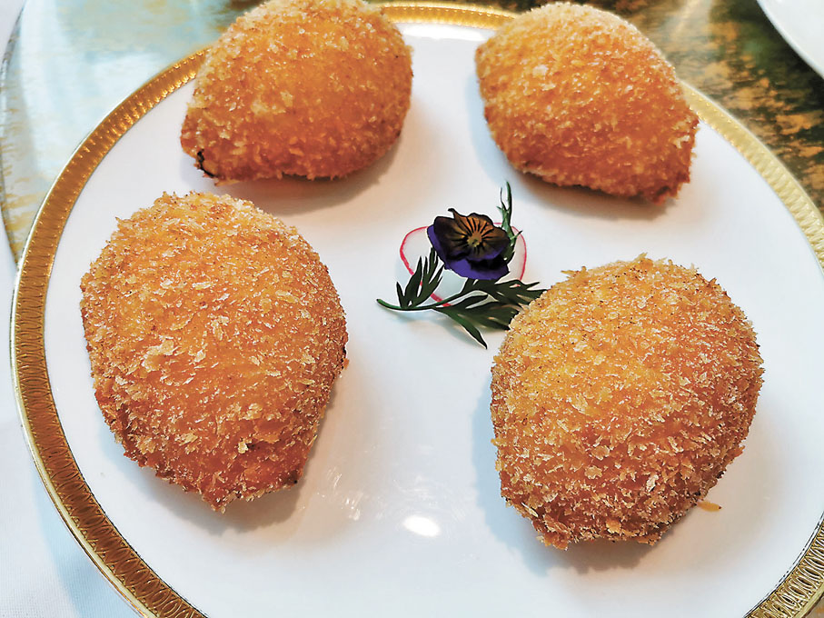 ◆花饃造型別致、色彩豐富。