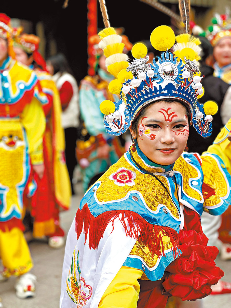 ◆現年21歲的黃燕嬋是這個隊伍的「頭槌」，也是隊長。 香港文匯報記者李薇  攝