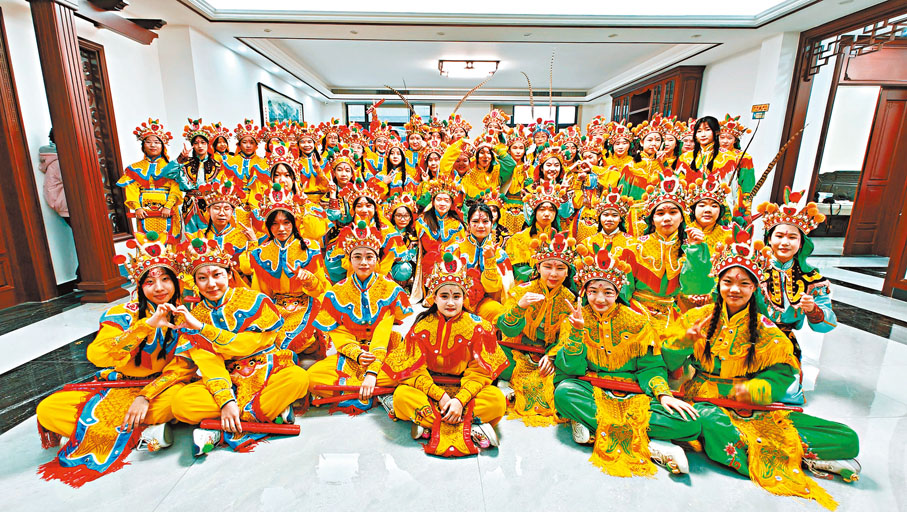 ◆珠浦女子英歌隊成員合照。香港文匯報特約通訊員方文奇  攝