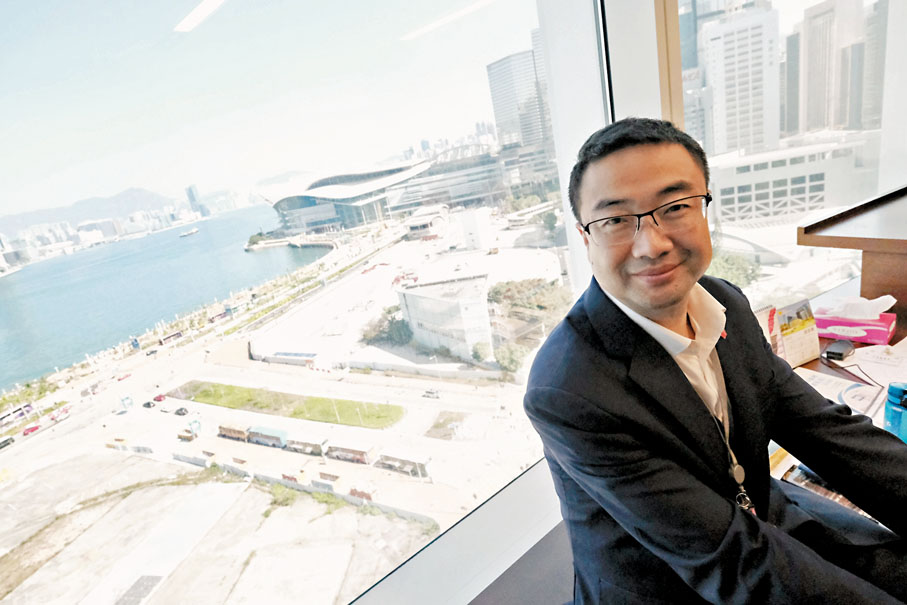 ◆尚海龍接受訪問時說：「要解決民生、地區事務，我不擅長，但如果推動不了香港成為國際創新科技中心的建設，就是我的失職！」香港文匯報記者涂穴  攝