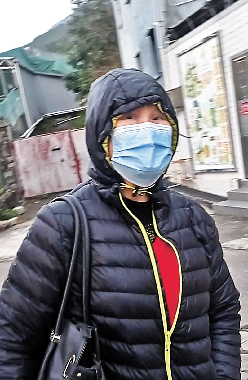 ◆ 敏姐表示，喜歡橫龍村夠清靜。香港文匯報記者鄺福強  攝