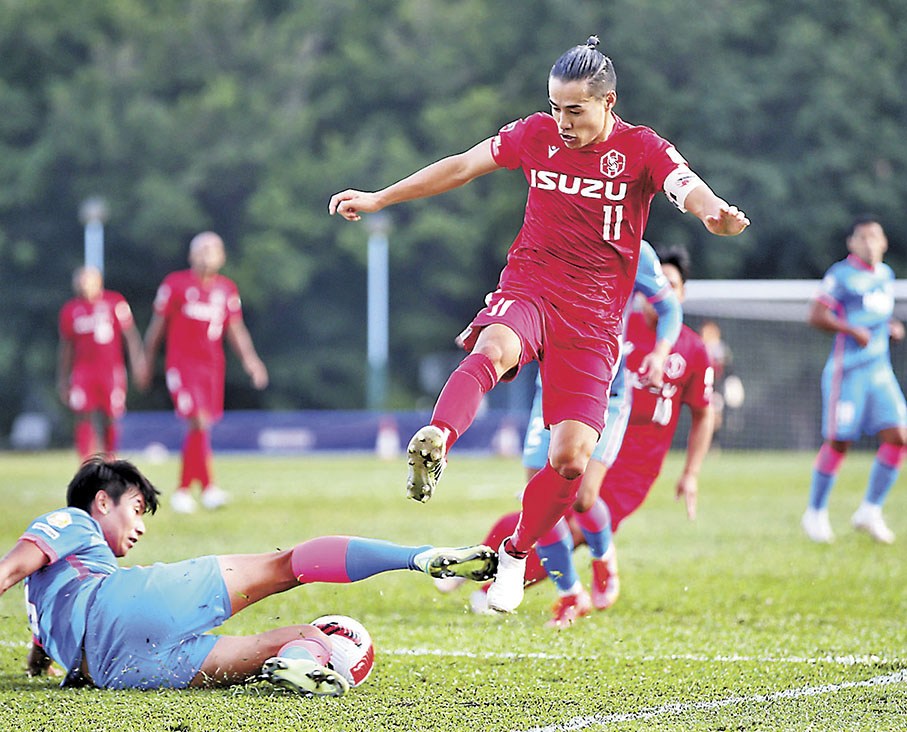 ◆ 31歲的佐佐木周（上）對南區起着舉足輕重的作用。 資料圖片