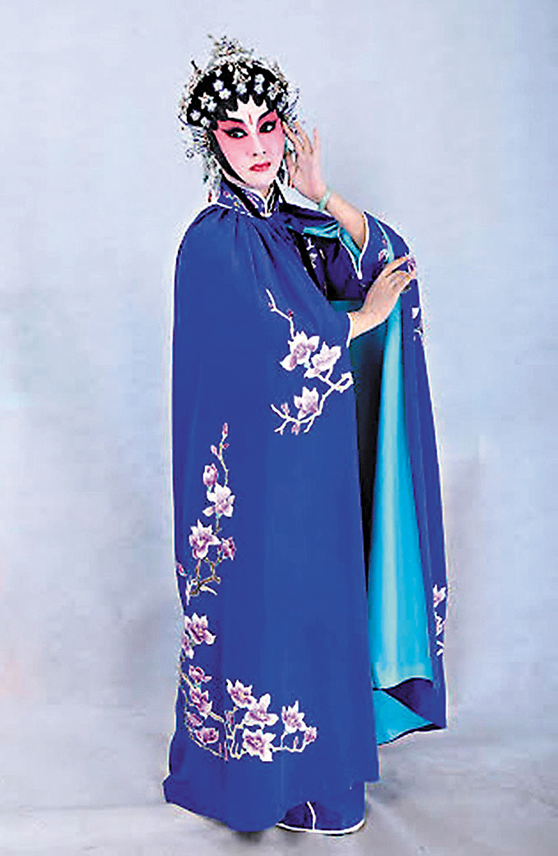 ◆御玲瓏演藝宜文宜武。