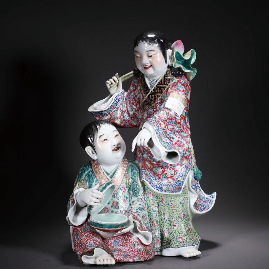 ◆清晚期 粉彩和合二仙瓷塑