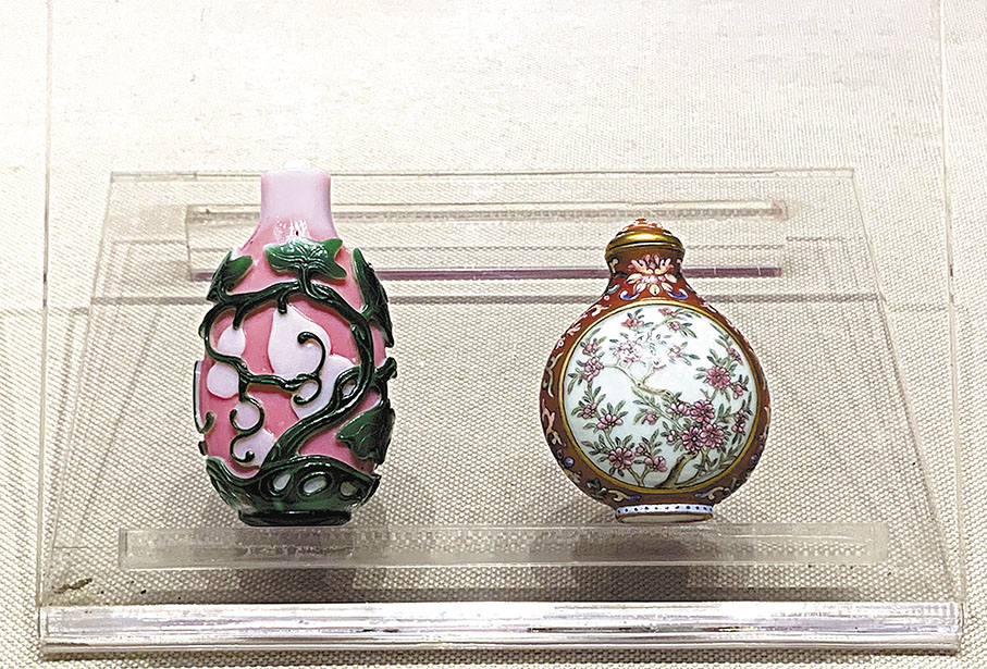 ◆展出的新春皇帝「伴手禮」煙壺。