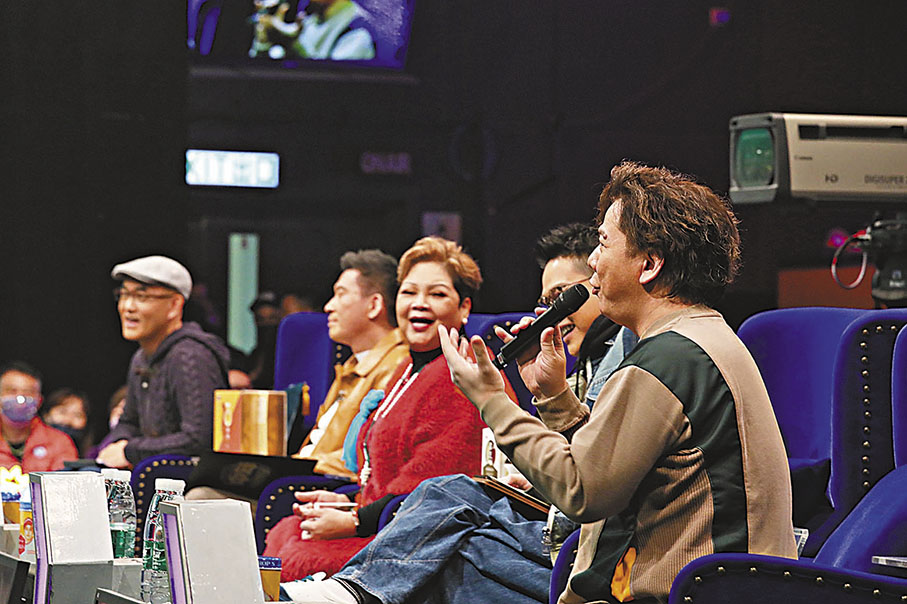 ◆ 伍仲衡和肥媽繼續在節目中針鋒相對。