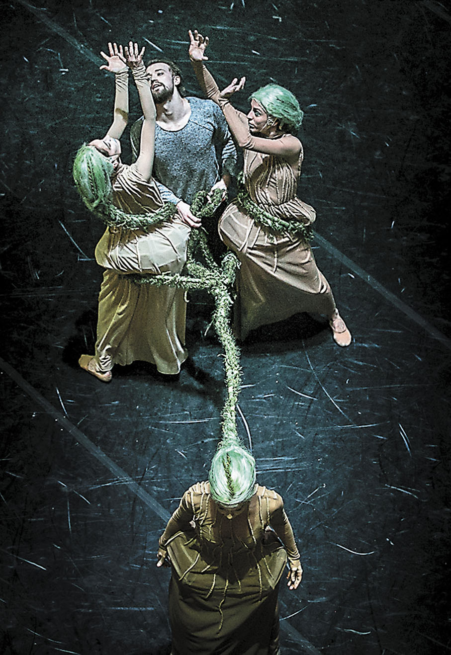 ◆《培爾．金特》舞台設計懾人。 攝影： Svetlana Tarlova